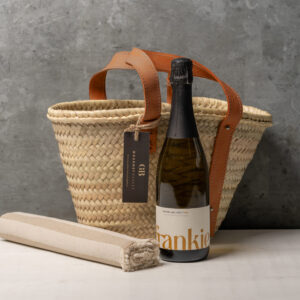 Settlement Sweetheart Hamper_edit Settlement Sweetheart Hamper