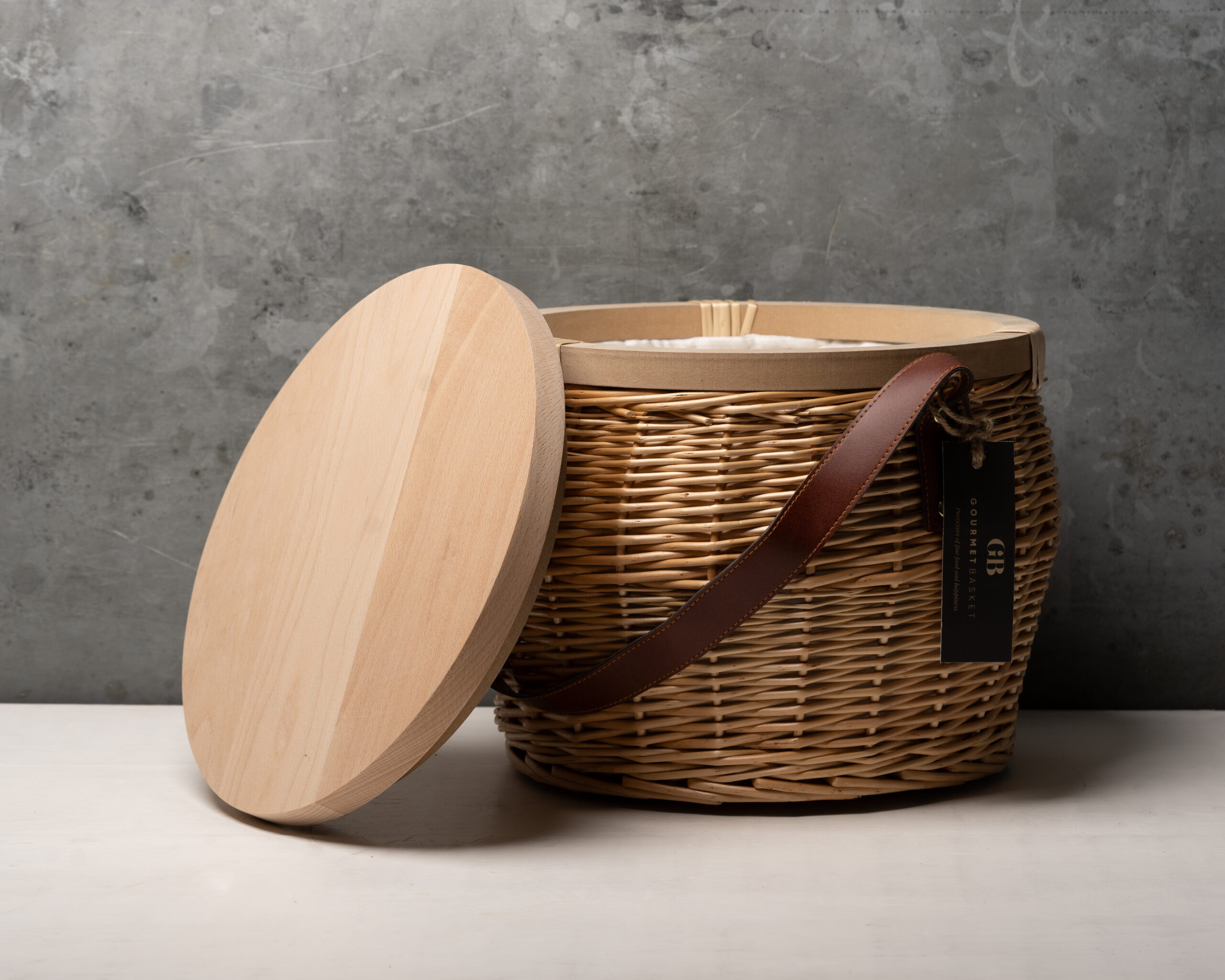 Cheeseboard Picnic Basket GB Corporate Bulk Orders