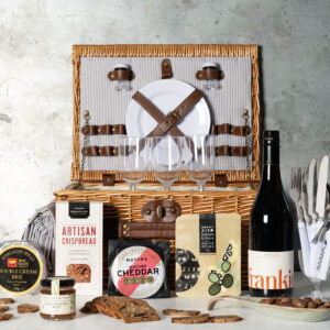 cc48b9e4-707c-485a-8560-01ace3ab3a44.jpg Cheese and Shiraz Picnic Basket