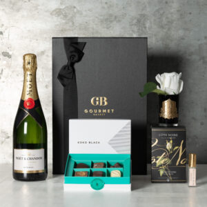 e196fceb-75e8-467c-8b56-b1bdf8377014.jpg For My Love with Moet