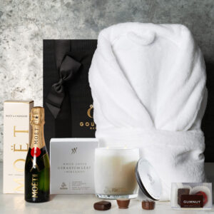 Moet and Candle Pamper Hamper