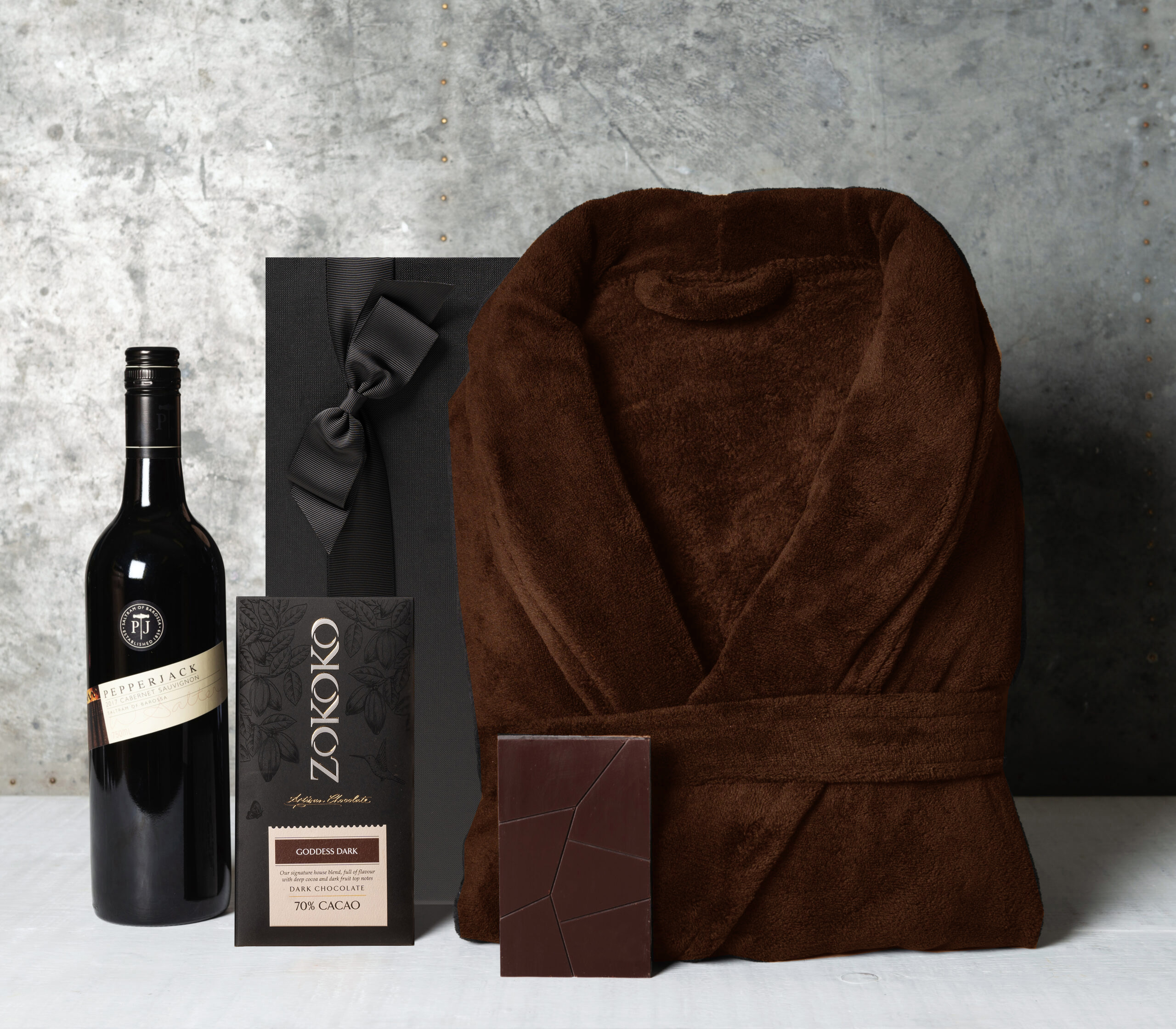Gentlemen’s Relaxation with wine Hamper Brown Robe